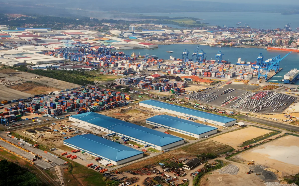 Vista aérea de la Zona Libre de Colón, Panamá (2010).